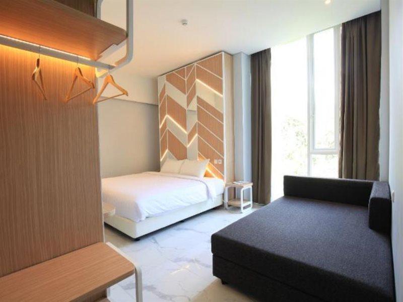 Facade Hotel By Azana Tawangmangu Exterior foto