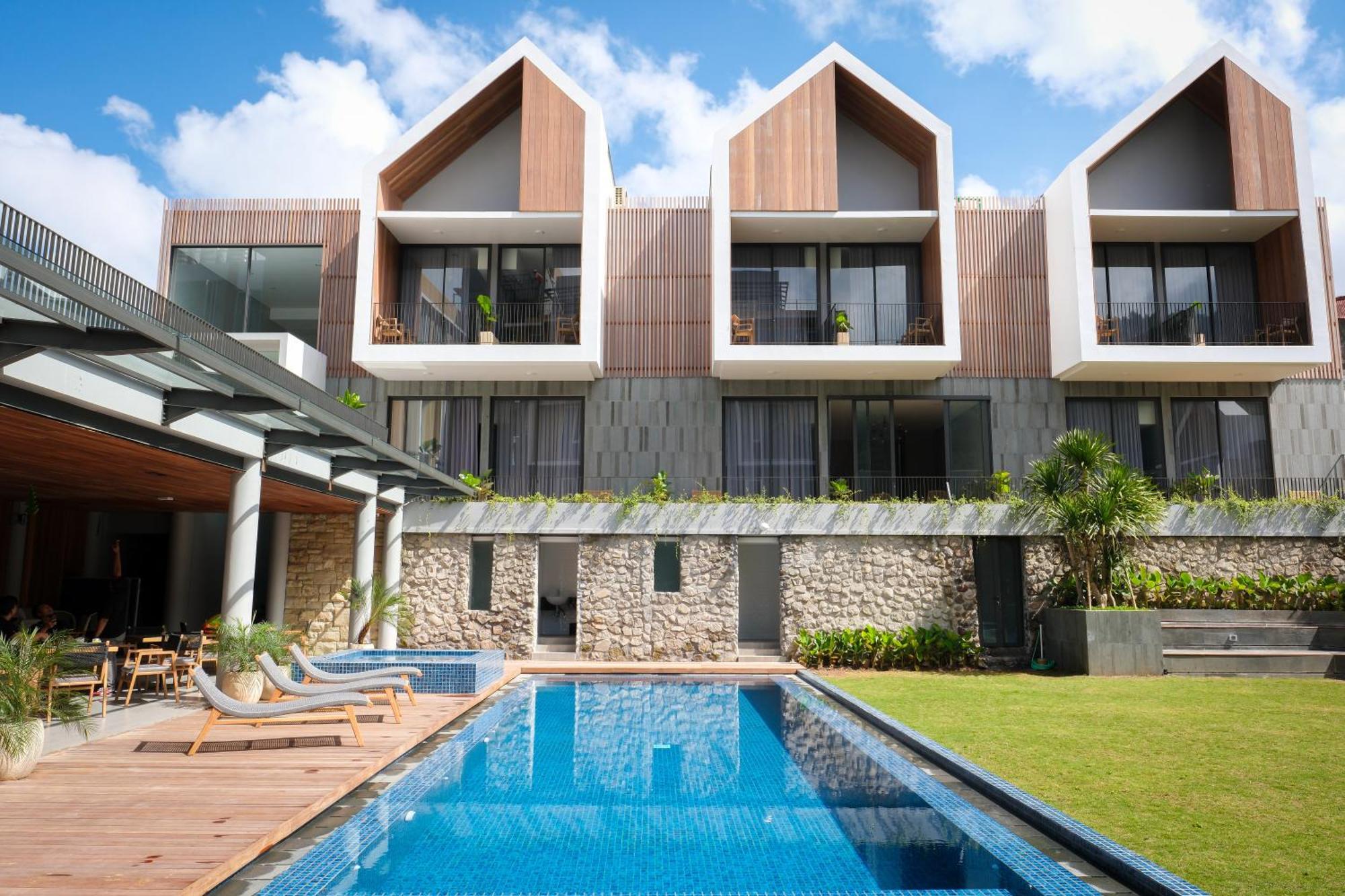 Facade Hotel By Azana Tawangmangu Exterior foto